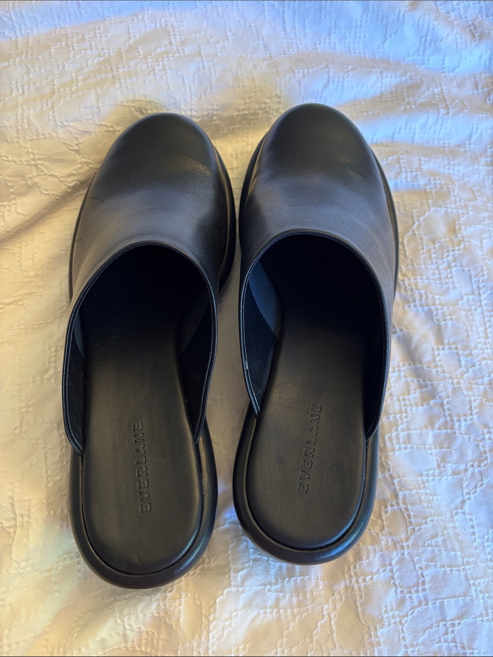 Everlane The Puffa Flatform Leather Clogs
Black Size 10.5 - Picture 8 of 13